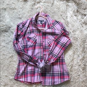 Tommy Hilfiger plaid button down shirt